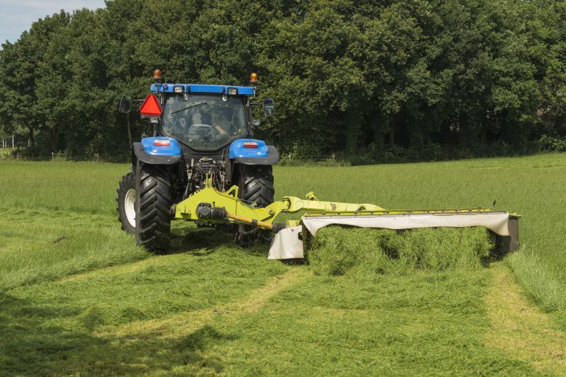 Meadow Mowing in Waldorf, MD